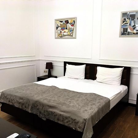 Boutique Living Hotel 예레반 외부 사진