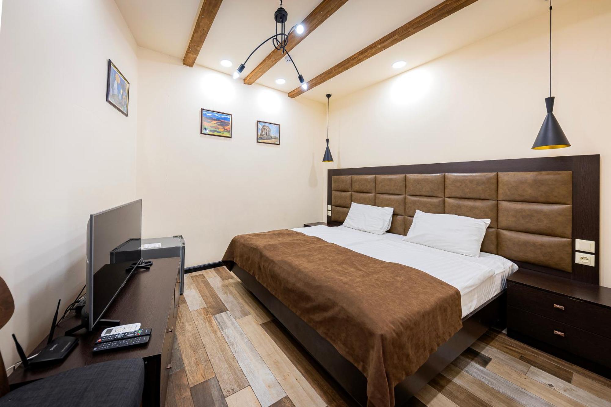 Boutique Living Hotel 예레반 외부 사진