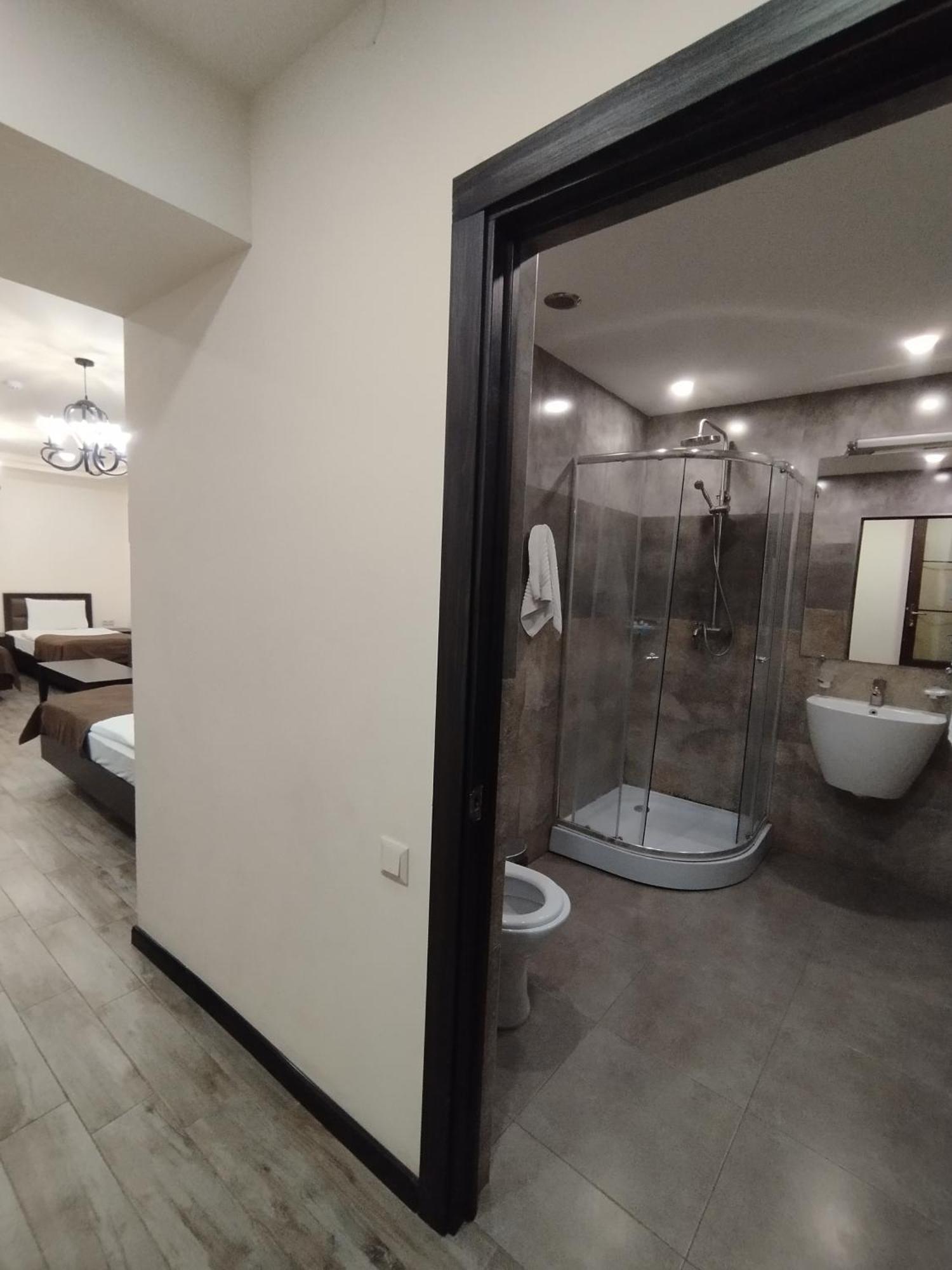 Boutique Living Hotel 예레반 외부 사진