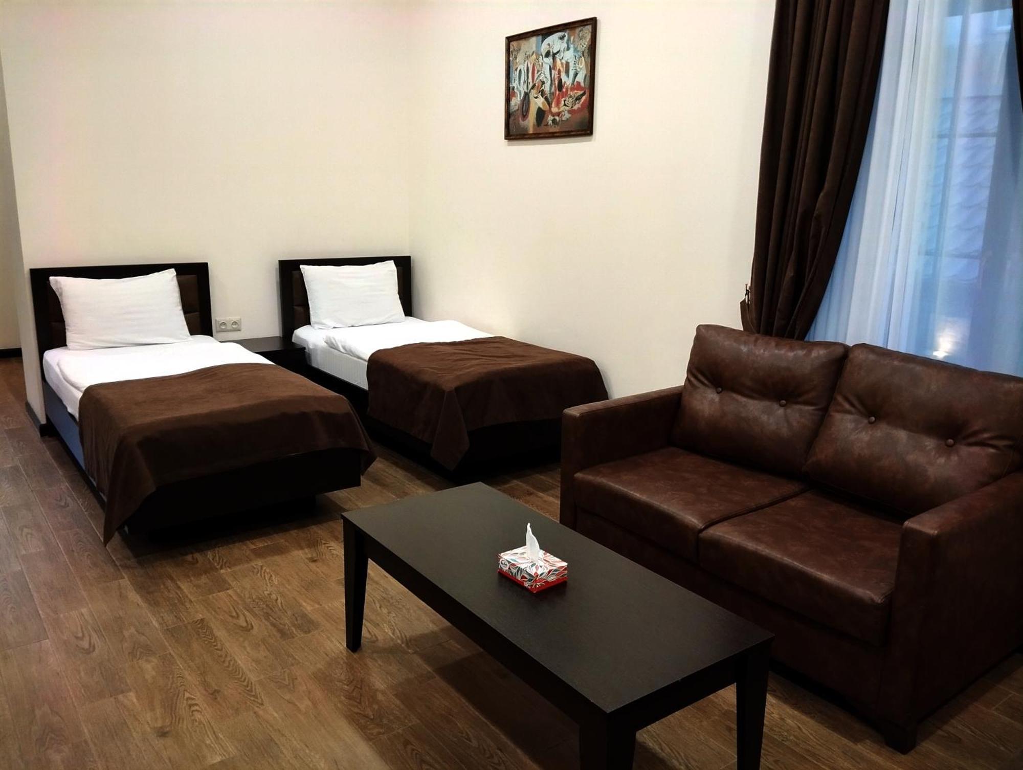 Boutique Living Hotel 예레반 외부 사진