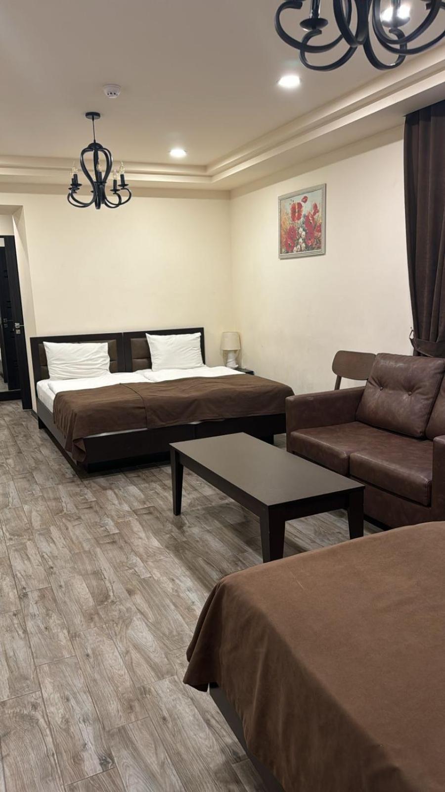 Boutique Living Hotel 예레반 외부 사진