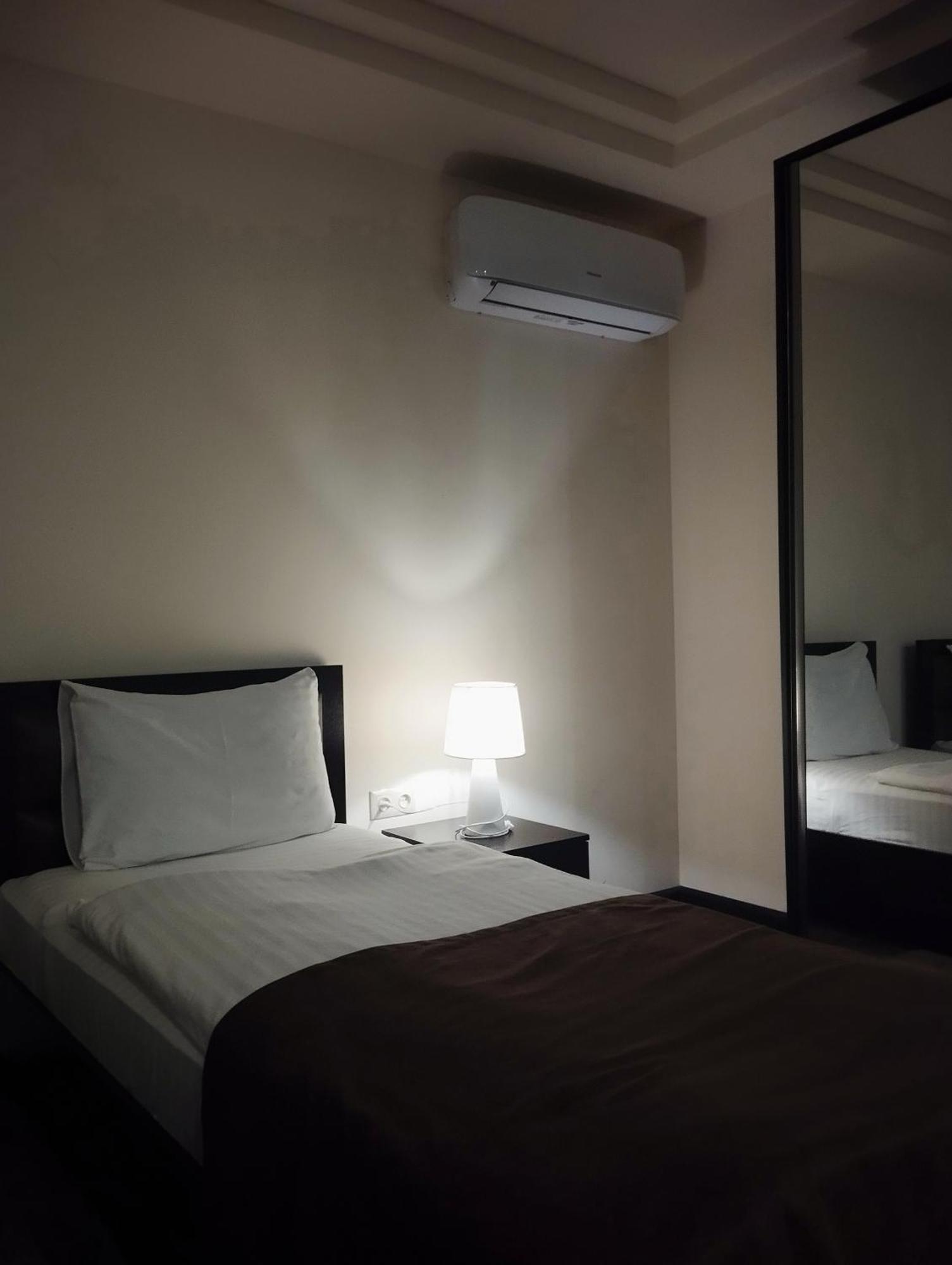 Boutique Living Hotel 예레반 외부 사진