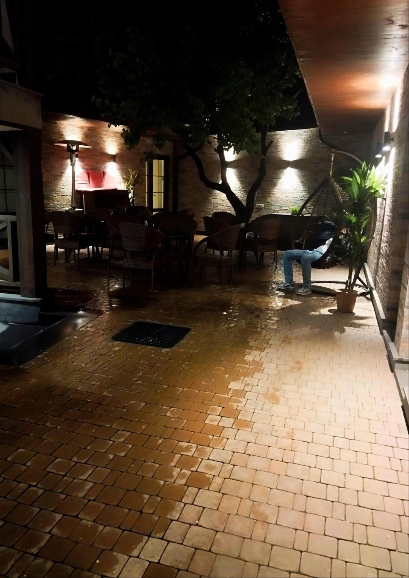 Boutique Living Hotel 예레반 외부 사진